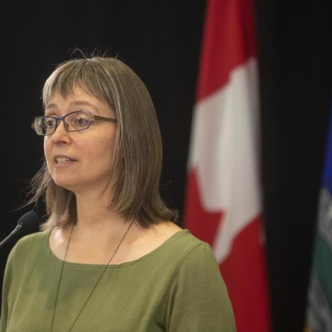 Alberta replaces chief medical officer of health who oversaw COVID-19 pandemic